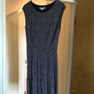 Boden dress cap sleeve navy with tiny flower print midi dress size 6